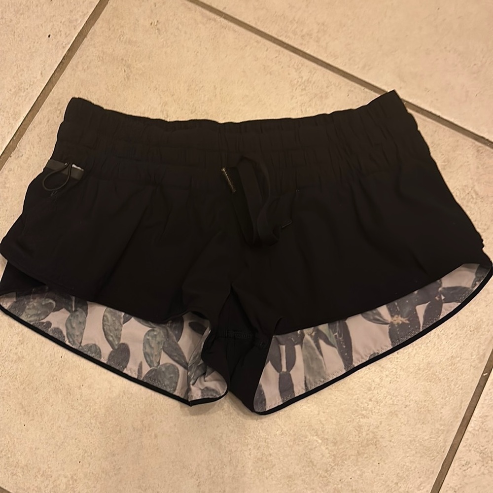 Rare Lululemon Surf Short Reversible 4